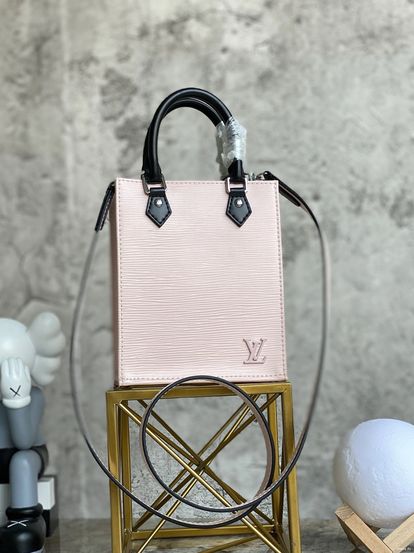VUITTON PETIT SAC PLAT LOUIS 0821